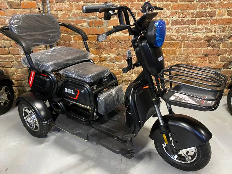 Электроскутер White Siberia SIBTRIKE 2000W-0